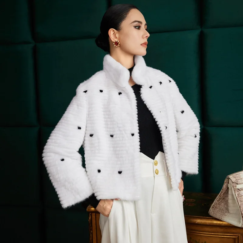 HDHOHR 2025 معطف فرو المنك الحقيقي النساء معاطف المنك المحبوكة الطبيعية كم جناح الخفّاش سترات من فرو المنك شتاء دافئ للإناث حجم كبير