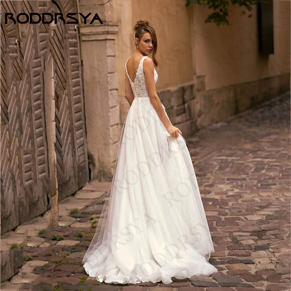 RODDRSYA Vintage Vestido De Noiva Sem Mangas Para A Noiva Fenda Apliques Tanque Frisado Tule V Neck Vestido De Novia A Linha Vestidos De Novia Vestido de noiva vintage sem mangas para noivas  Vestido de noiva com fenda