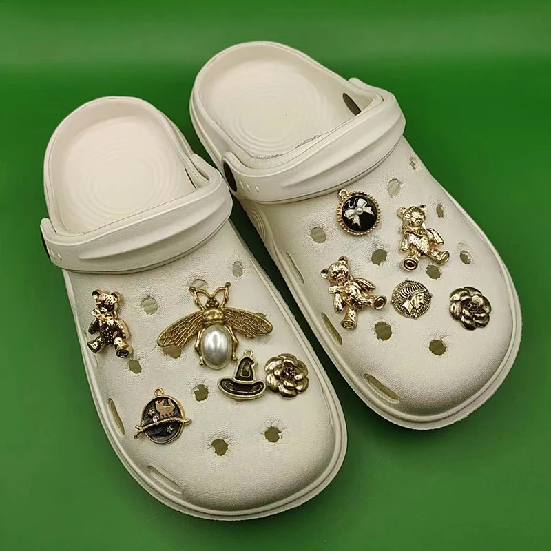 Bear And Cicada Shoe Charm DIY Shoe Decorations Button Accessories for Bogg Bag Slides Sandals Clogs Kids Gifts