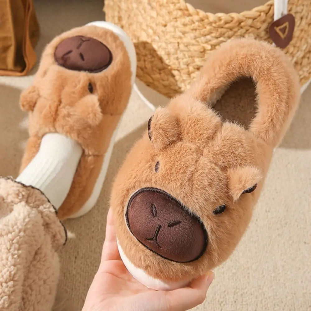 COZY Soft WARM Capybara รองเท้าแตะ Plushy สัตว์ Capybara รองเท้าแตะ Plush ลื่นน่ารักขนสัตว์ Capibara รองเท้าแตะห้องนอน