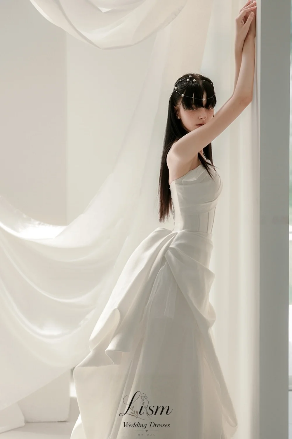 LISM Strapless Satin Sheath Wedding Dress Pleated Minimalist Elegant Floor Length Bridal Gown Photoshoot Dress 2027 Customized