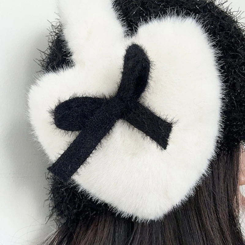 

Anjj Fashion Heart-shaped Earmuffs with Plush Bow 2025 Winter Popular Trendy Wear Accessories Warm Ear Protect Ear Muffs