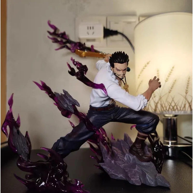 23 cm One Piece Figure Dracule Mi Hawk Figura Anime Pvc Gk Figurine Modello Collezione di bambole Decorazione della stanza Giocattolo Regalo di compleanno