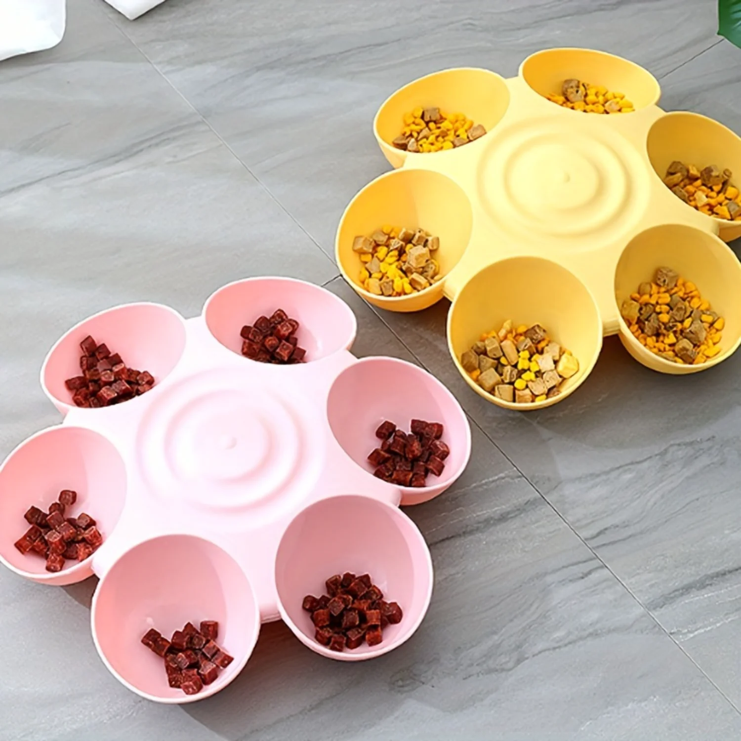 Multifunctional Pet Feeding Bowl for Cats, Durable Plastic , Multiple Compartments for Easy Feeding - 1pc Gato accesorios Cats