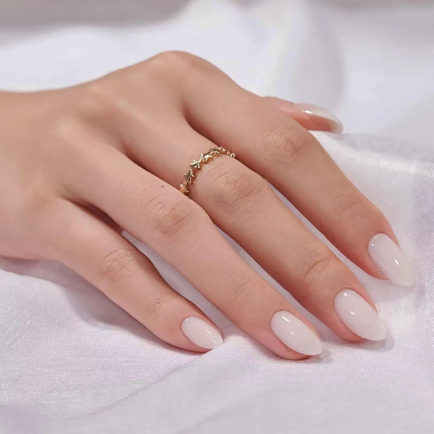 24PCS Pure White Press Nail, Medium Almond, Neutral Pure White Natural Short And Fine High-Heeled Reusable Acrylic Fake Nail