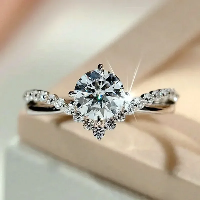 2026 Timeless Jewelry Wedding Bands Lady Fashion Brilliant Zirconia Finger Ring for Engagement Stylish Accessories  Women