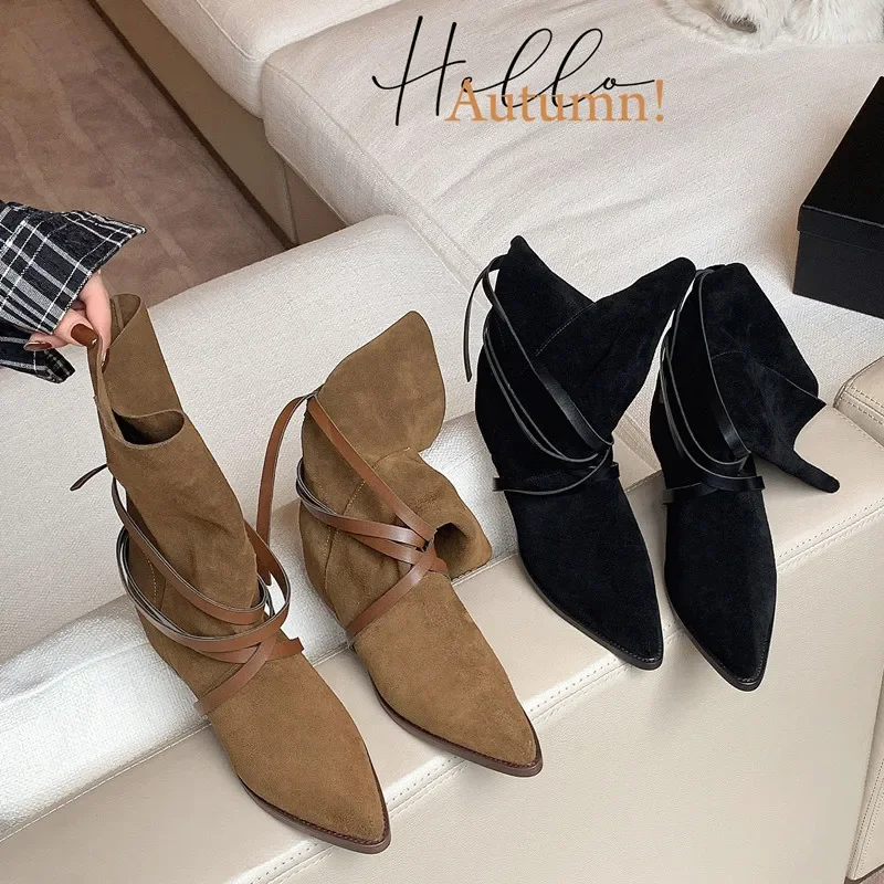 2026 جديد الخريف الشتاء النساء حذاء من الجلد الجلد الطبيعي 22-24.5 سنتيمتر جلد البقر المدبوغ أشار تو حزام كعب سميك أحذية بوت قصيرة الموضة