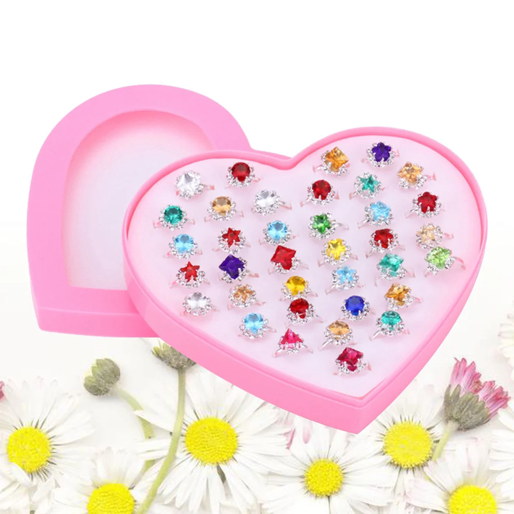 36pcs Crystal Children Rings Sparkle with Heart Shape Display Case for Kids Birthday Party Favors ()