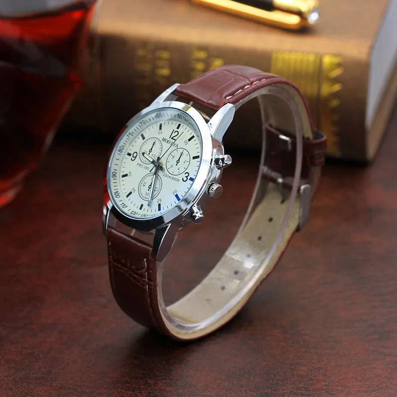 Montre étanche à trois yeux pour hommes et femmes, décoration en verre bleu, ceinture à la mode, cadeau