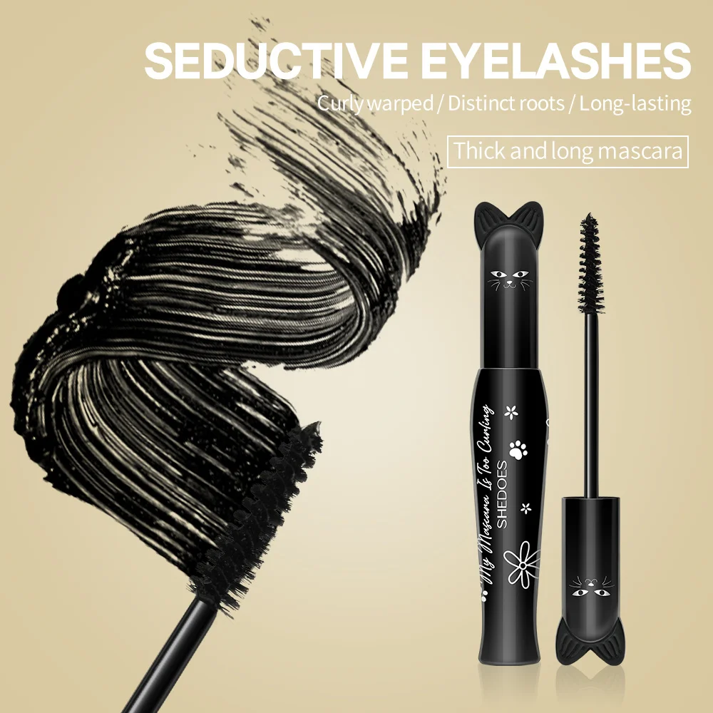 黒色の防水・防汗・濃密で細長いカールを実現する、にじまないマスカラ