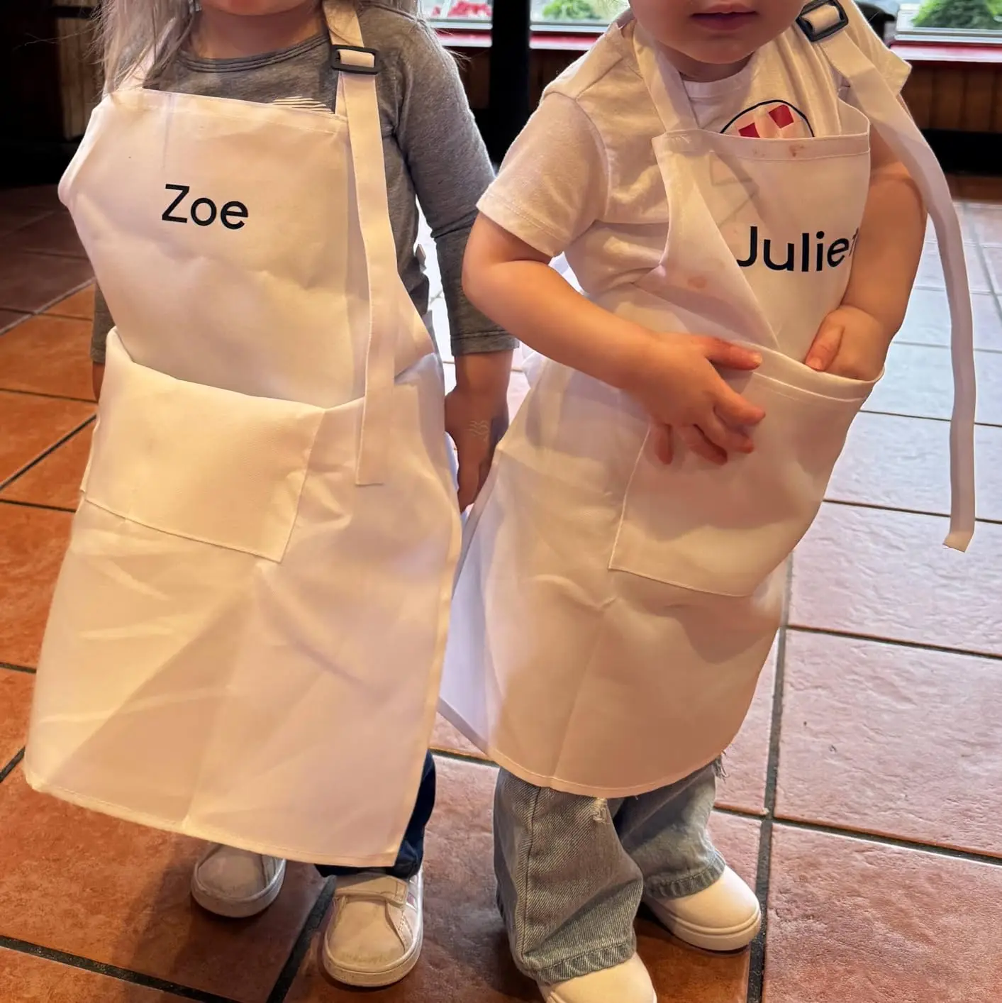 6/8/12/15PCS Kids Apron and Chef Hat Set Kids Apron with 2 Pockets Adjustable for Cooking Classroom Baking Painting