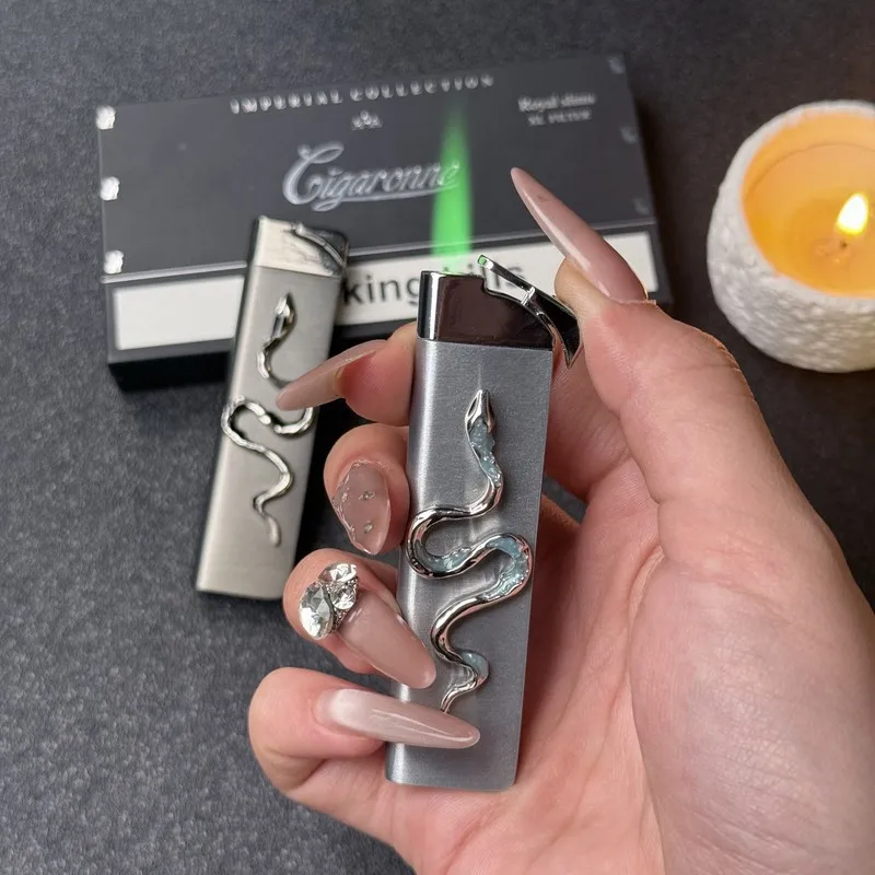 Metal Fashion Inflatable Lighter Windproof Direct Spray Green Flame High End Design Outdoor Portable Lighter Smoking Gift
