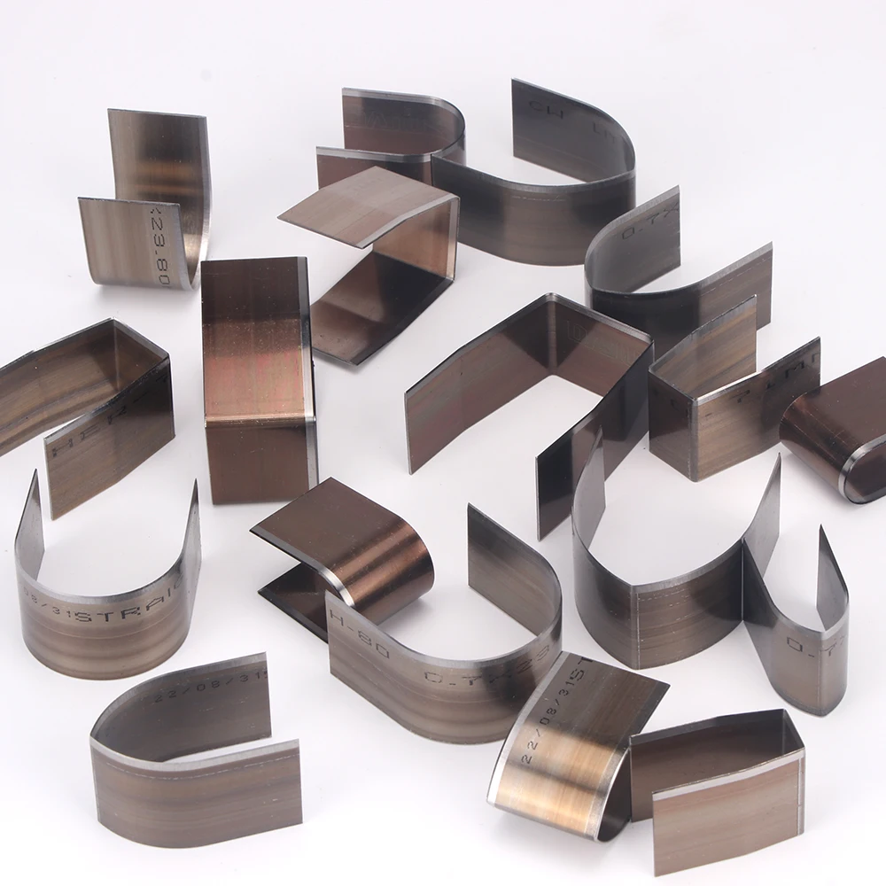 لحقائب اليد والأحزمة والأشرطة التي يمكنك صنعها بنفسك، تتضمن أشكال V ومربعة ومستديرة 18 قطعة من مجموعة الثقب الجلدية، قوالب قطع من الفولاذ الكربوني العالي