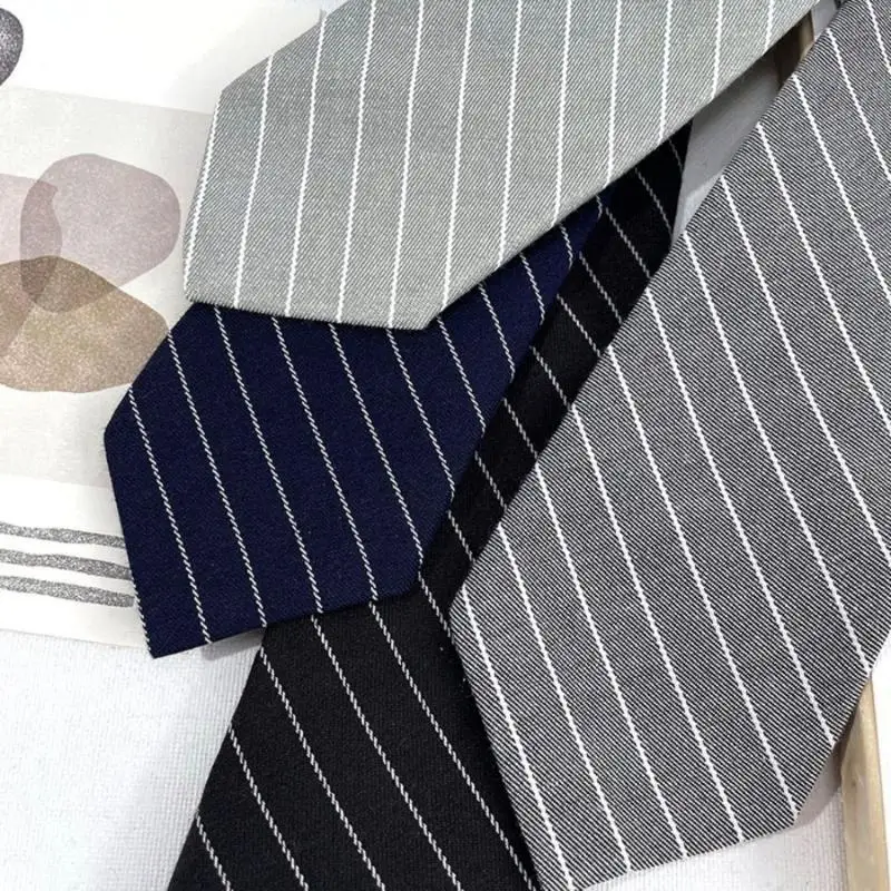 39BD Gestreifte Krawatten für Damen, verstellbare Schulmädchen-Uniform, vorgebundene schwarze Krawatte – Detail 7