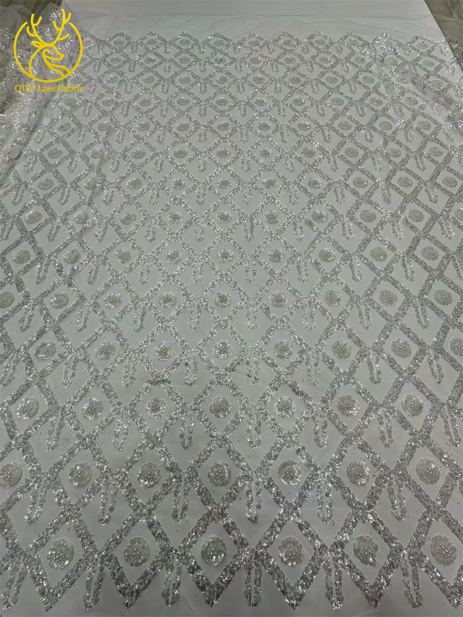 Wunderschöner afrikanischer nigerianischer Pailletten-Spitzenstoff in Diamantform, 2026, hochwertiger französischer Tüll zum Nähen von Abendkleidern – Detail 13