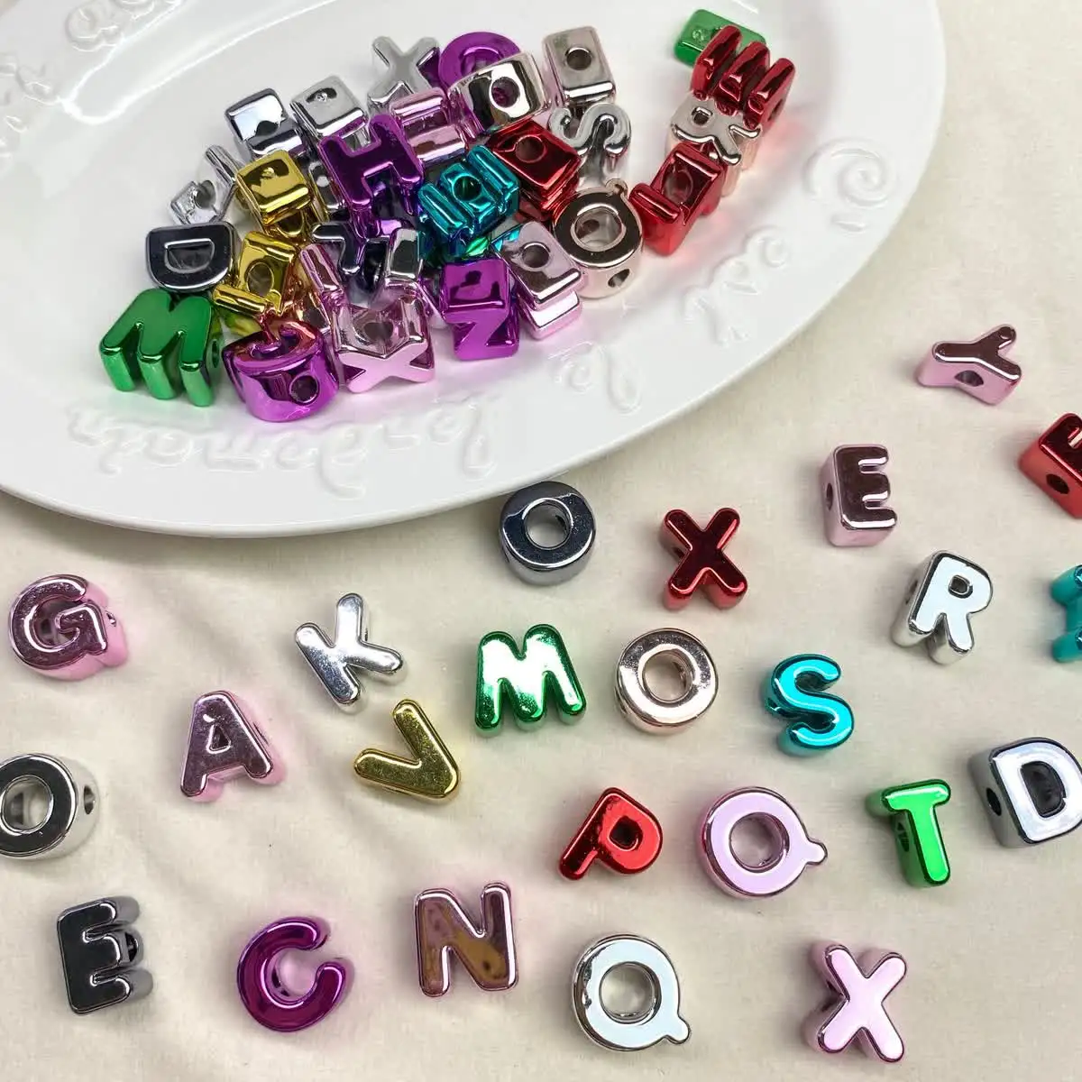 20mm Acrylic Metallic-Finish Letters in Multiple Colors for Handmade DIY Jewelry Making Suitable for Beadwork Loose Bead Accesso