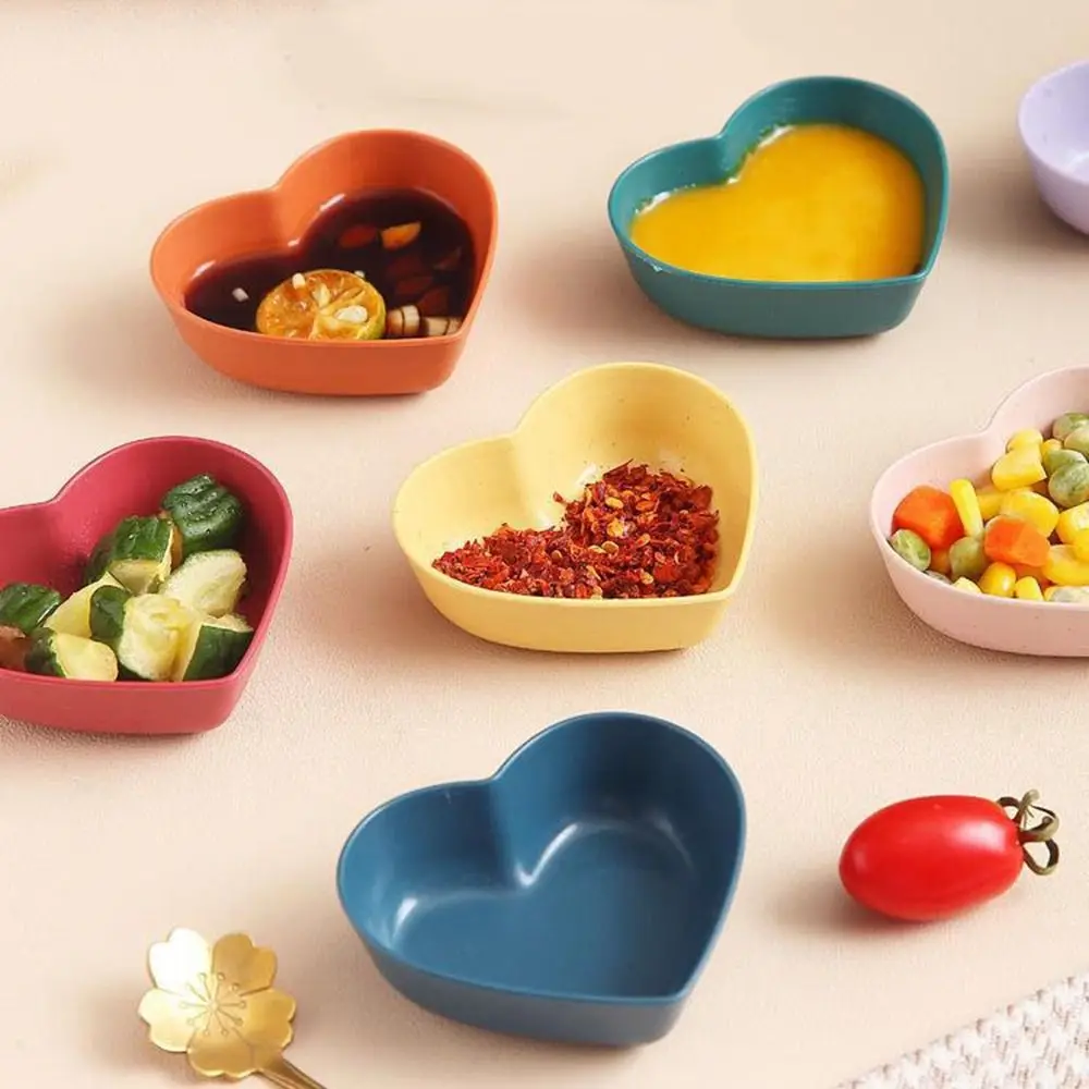 Mini Cute Love Heart Shape Wheat Straw Bowl Vinegar Seasoning Solid Soybean Dish Sauce Salt Snack Small Plate Kitchen Supplies