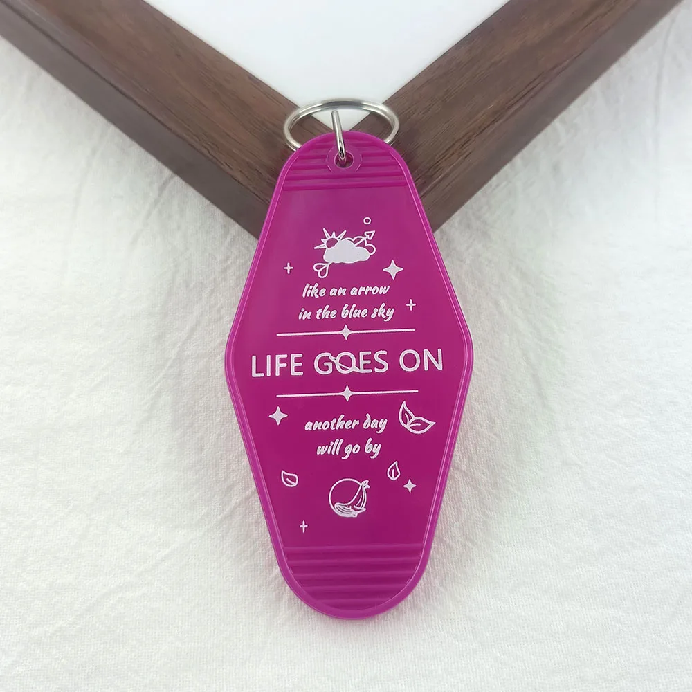 Kpop Emaille-Pin „Life Goes On“ Schlüsselanhänger-Set HYYH Blumen-Motto ARMY Abzeichen Vintage Hotel-Schlüsselanhänger Lila Schmetterlings-Brosche Fangeschenk – Detail 14