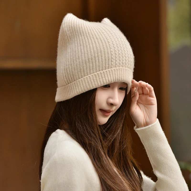 Women's Pure Cashmere Cute Hat 2024 Winter Thickened Warm Cat Ear Hat High Quality Twist Knit Soft Women's Pullover Cap