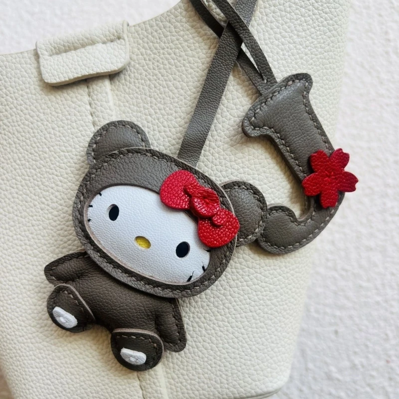 

Unique Cute Leather Handmade Hello Kitty Car Bag Key Pendant Handbag Crossbody Bag Pendant Girl'S Gift Birthday Gift Lovely
