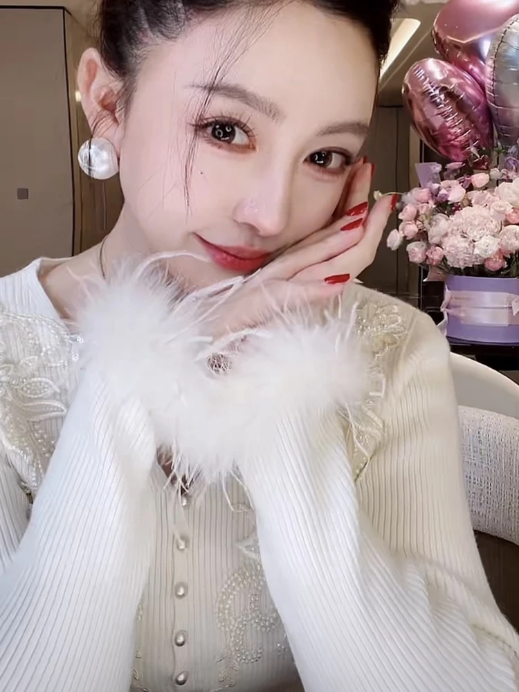 

Heavy Embellied Feather Sve V-Ne Knitted Sweater for Women Winter New Arrival Thi Warm Fing Faion Commute Sle