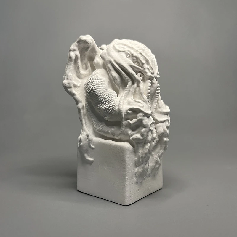 Plaster Cthulhu Idol Statue H P Lovecraft Great Old One Tentacled Monster Horror Figure Mythos Art Sculpture Desk Decor Ornament