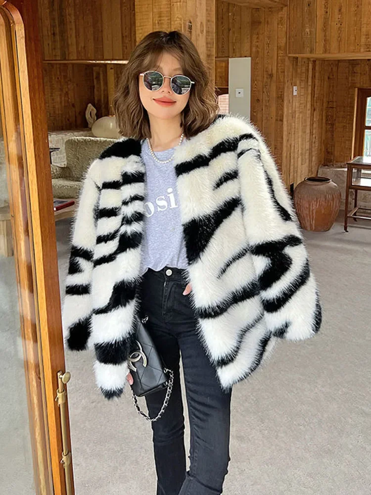 Fashion Winter Women Jackets 2024 Luxury Zebra Striped Fluffy Faux Fox Fur Coat Women O-Neck Loose Fur Jacket Woman Fur