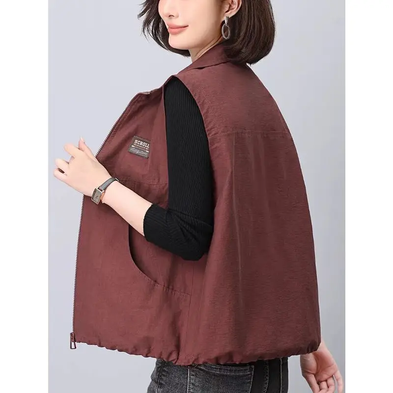 Modna kamizelka damska Faionable na wiosnę i jesień 2025, nowa, luźna, codzienna odzież wierzchnia, kamizelka z poduszkami na ramiona dla mamy, do pracy.