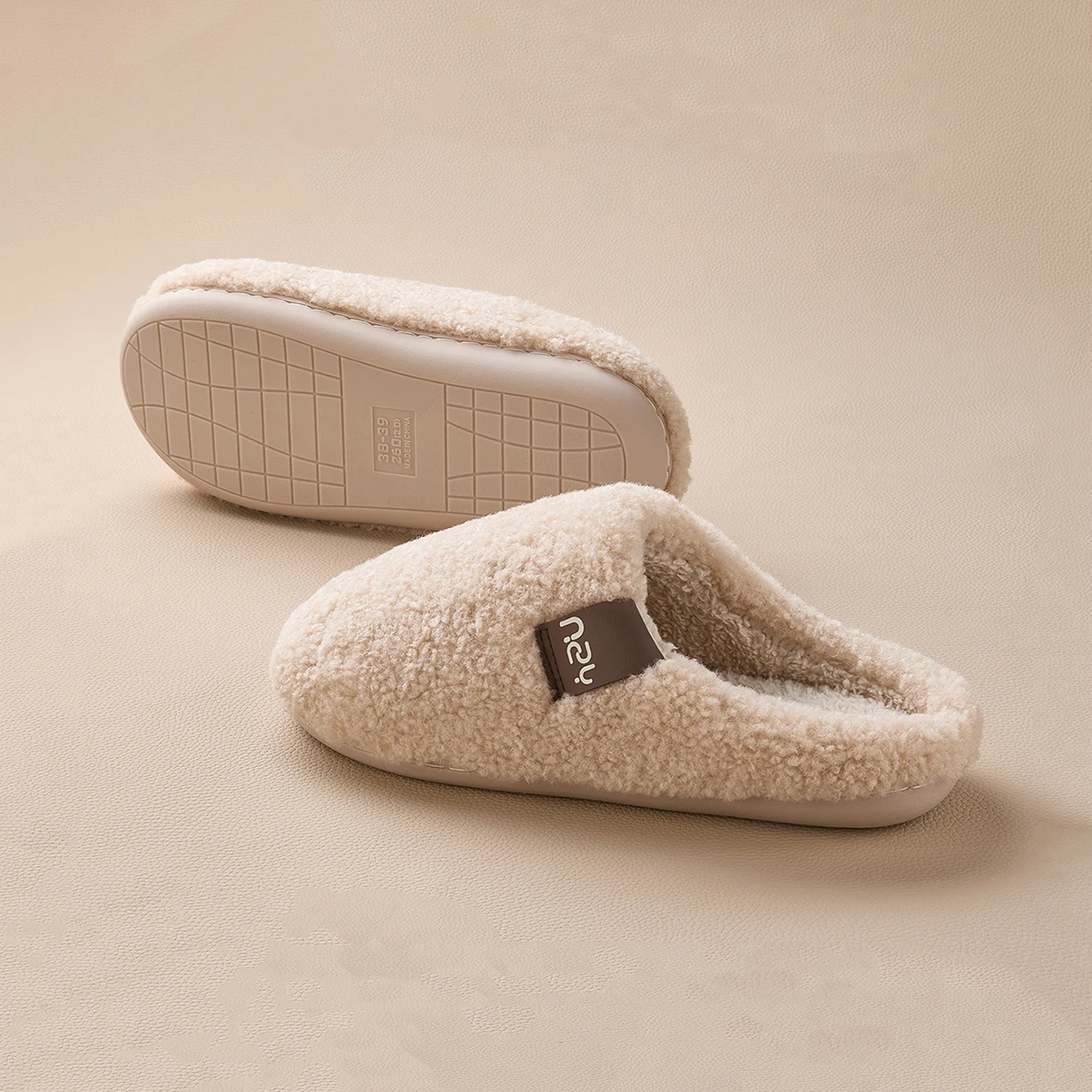 Winter Home Slippers for Women Warm Thick Sole Non Slip Indoor Slippers for Men Fluffy Bedroom Slippers for Unisex