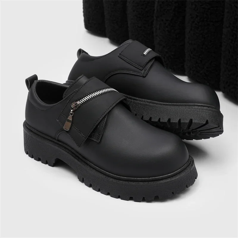 

Men's Korean Casual Men's Loafers with Street Style Fashionable and Versatile