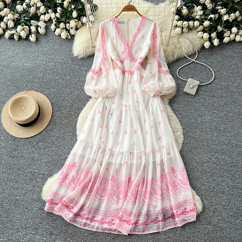 French Elegant Printed Slim Fit Dress for Women's New Fashion Long Sleeved V-neck High Waisted A-line Pink Dress S601