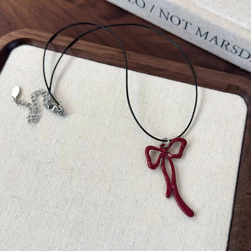 Simple Leather Rope Bowknot Pendant Necklaces Bow Creative Clavicle Chain Black Leather Rope Red Necklace For Women Girls