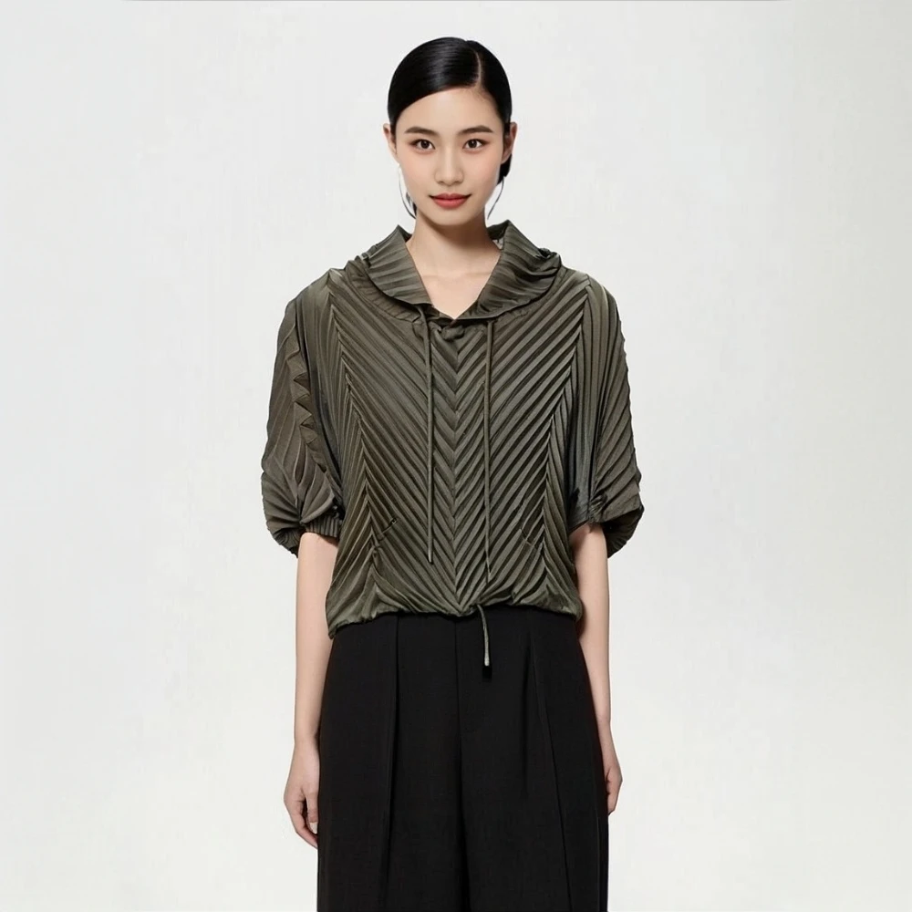 

Miyake Folds Summer New 2025 Hooded Comfortable Lazy Wind Korean Loose Casual Short-sleeved Solid Color T-shirt Tops Female