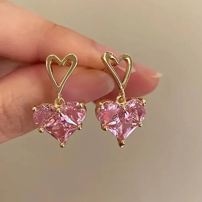 Huitan 핑크 CZ 하트 러브 댕글 귀걸이 여성용, 골드 컬러, 한국 패션 스타일, 소녀 귀 귀걸이, 데일리 웨어, 모던 쥬얼리