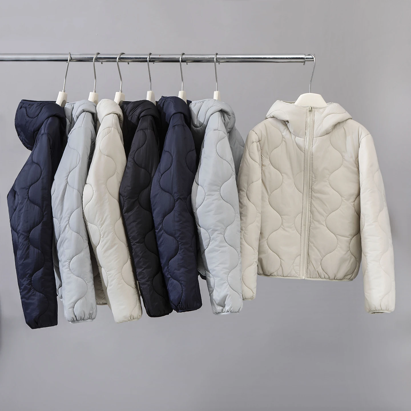 

Double-Sided Wearable Gourd-aped Quilted Casual Cotton Jaet Hooded Lightweight Warm Polyester Filled Urban Faion Outerwear