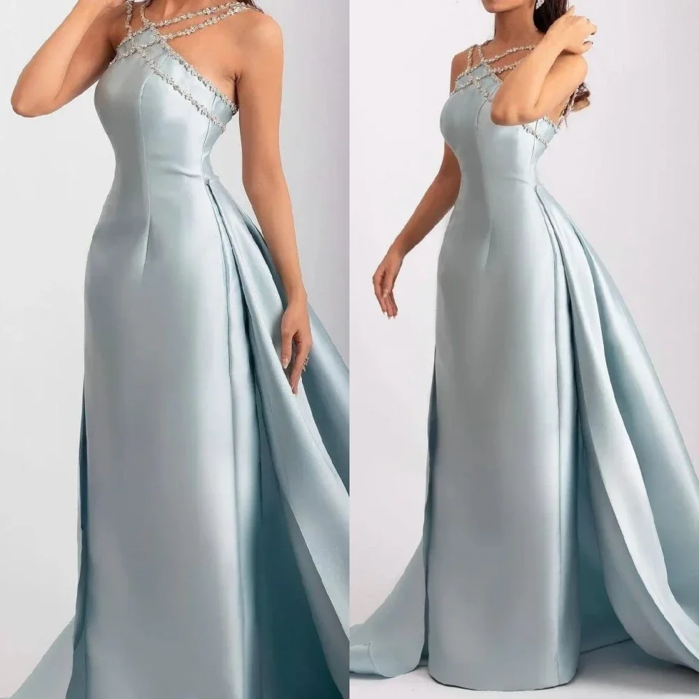 Vestido de fiesta elegante personalizado con cuello Halter, vestidos de quinceañera con cuentas, barrido/cepillo, Charmeuse, vestidos de graduación formales de alta calidad E