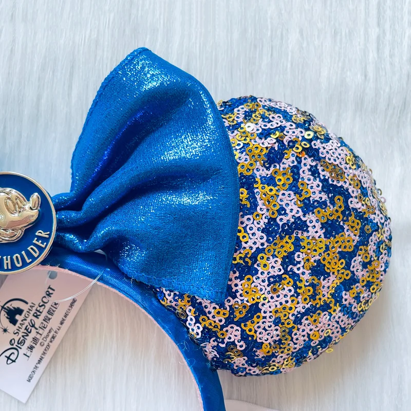 Disney “PASSHOLDER” Mickey Metal Badge Headband Adults/Child Walt Disney World Blue Sequin Minnie Ear