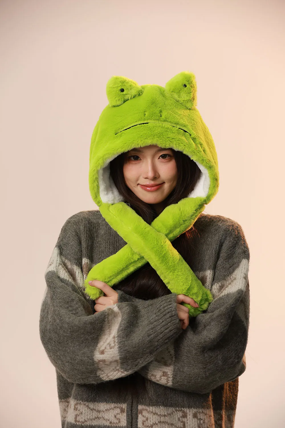 

new Green Frog Women Autumn Winter Skullies Beanies Ladies Colorful Earflap Cap Female Handmade Tassels Beanie Hat