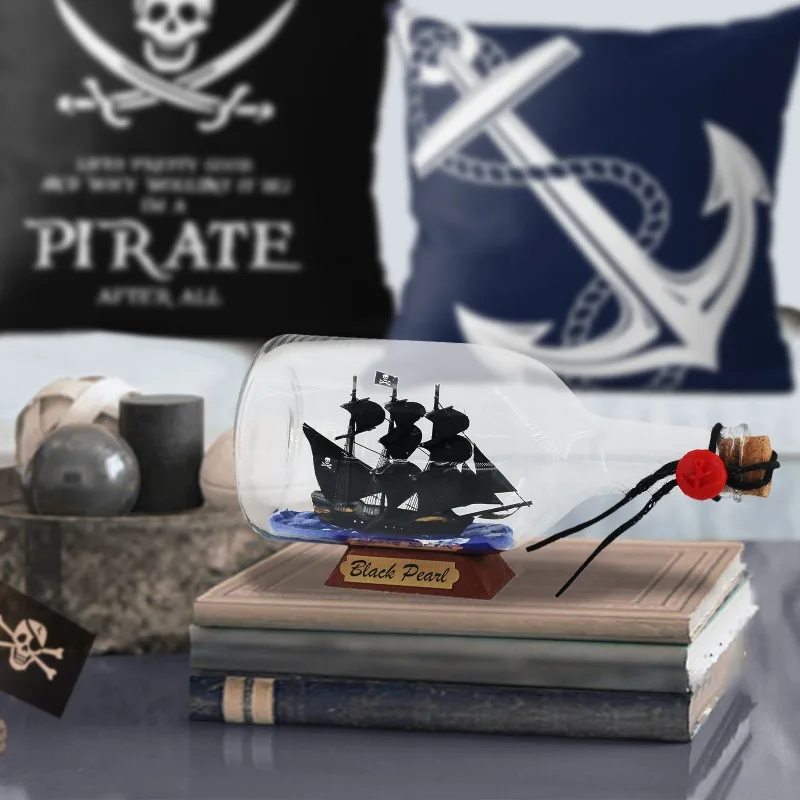 

1Pcs Black Pearl Caribbean Pirate Ship Glass Bottle Drifting Wishing Bottle Creative Craft Jewelry Home Office Decoration
