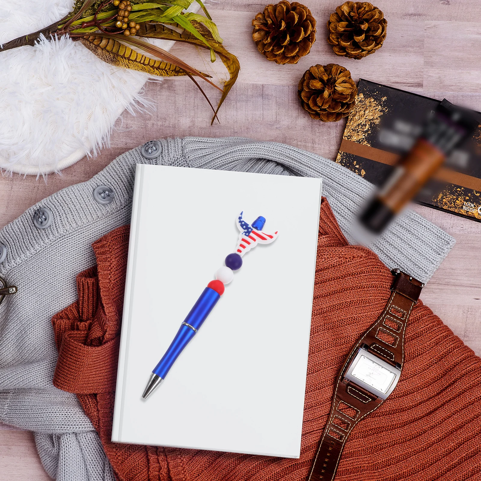 

Creative Gel Pen American Flag Smooth Writing Comfortable Grip Suitable for School Office Students Independence Day Gift