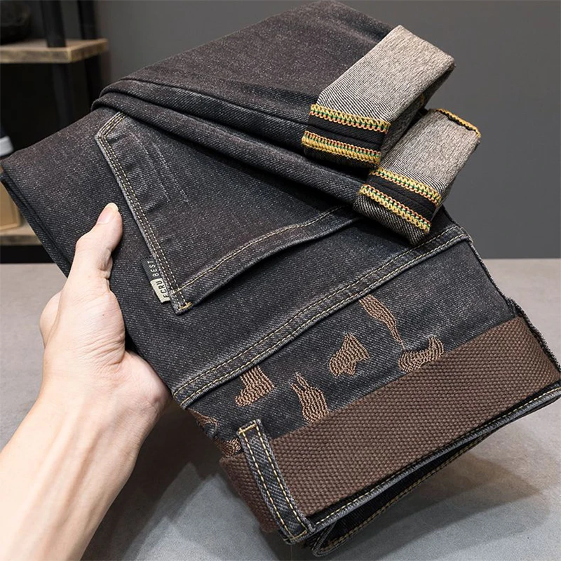Men's High-Quality Denim Fleece-Lined Jeans Embroidered Pattern Slim Tapered Pants Vintage Classic Style