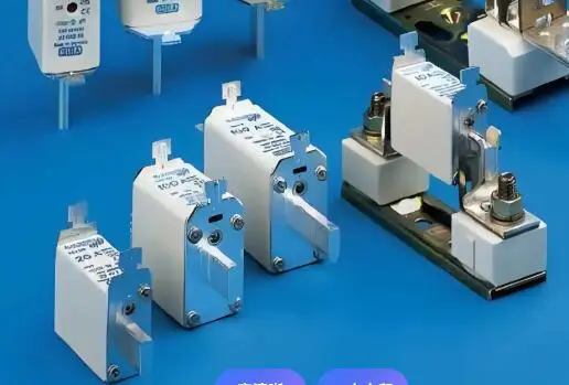 

170M4138 170M4139 170M4140 170M4141 170M4142 170M4143 170M4144 170M4145 170M4146 170M4147 FUSE NEW ORIGINAL