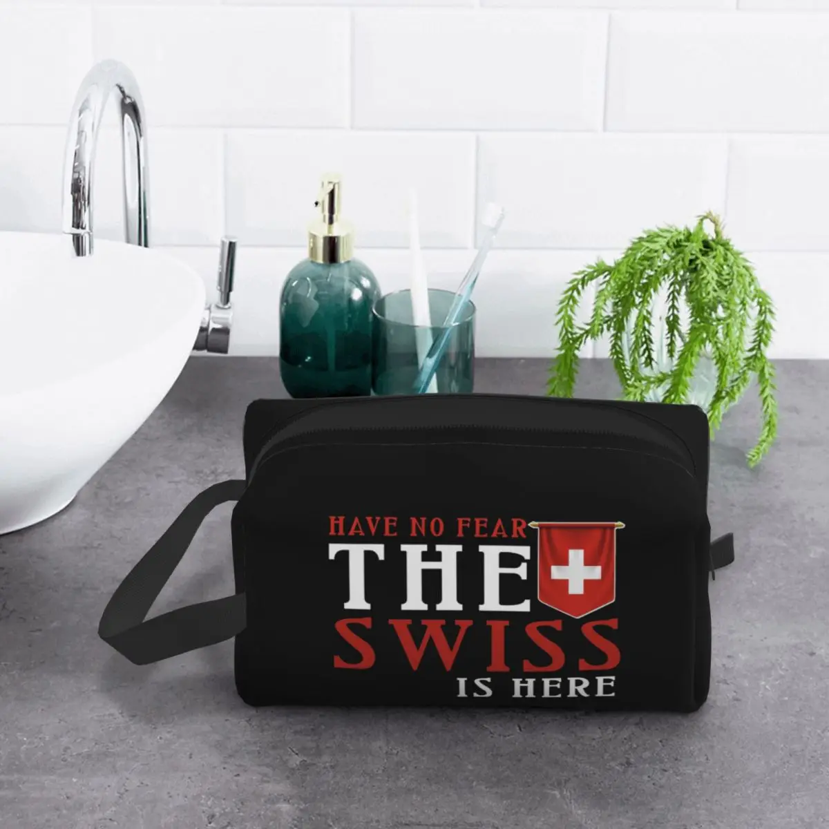 حقيبة مكياج بعلم سويسرا سويسرية، منظم مستحضرات التجميل، مجموعة أدوات التخزين، حقيبة مستحضرات التجميل للنساء، مقلمة للسفر