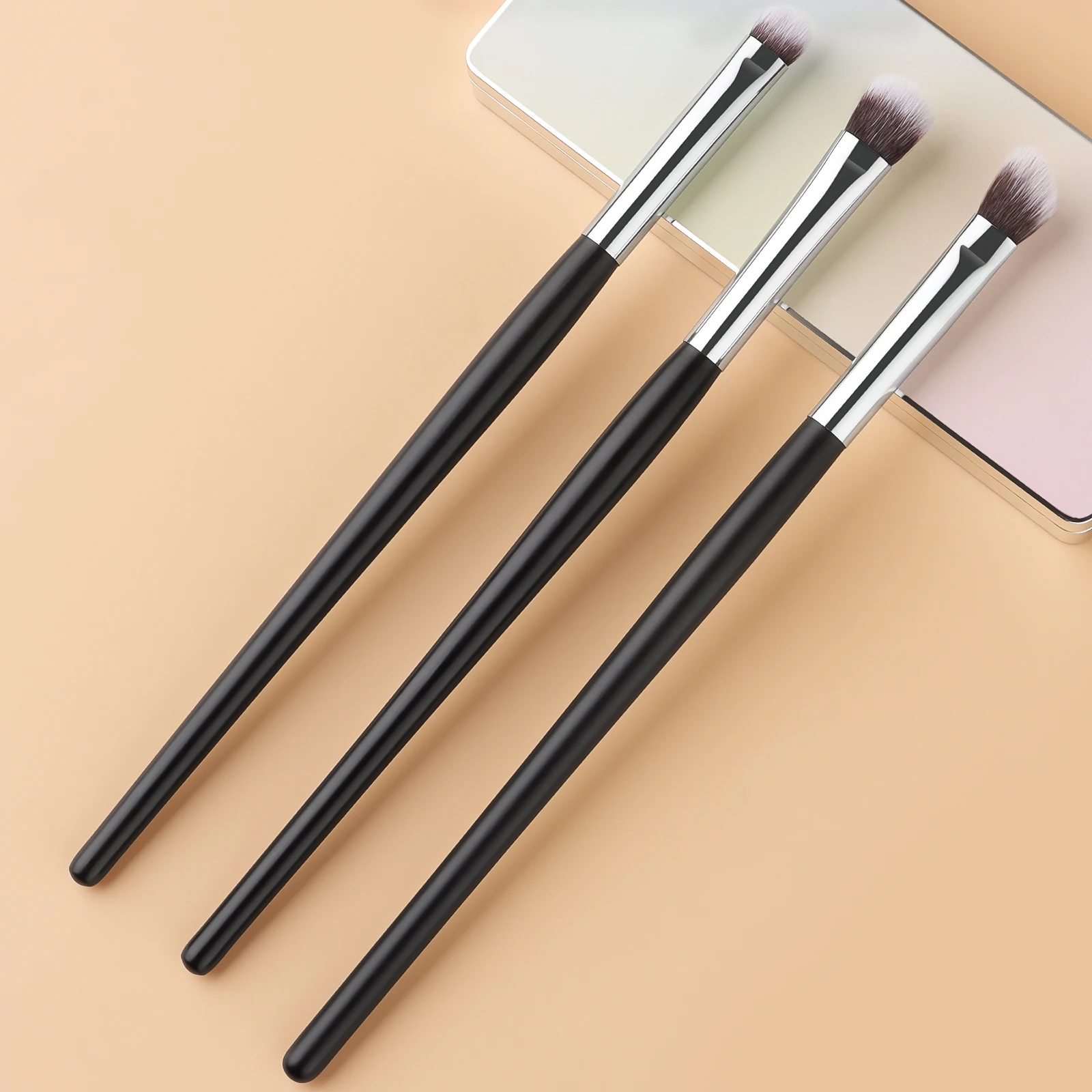 Ensemble de 3 pinceaux à paupières, poils doux bicolores, pinceaux de maquillage pour les yeux, outils cosmétiques pour estomper et détailler