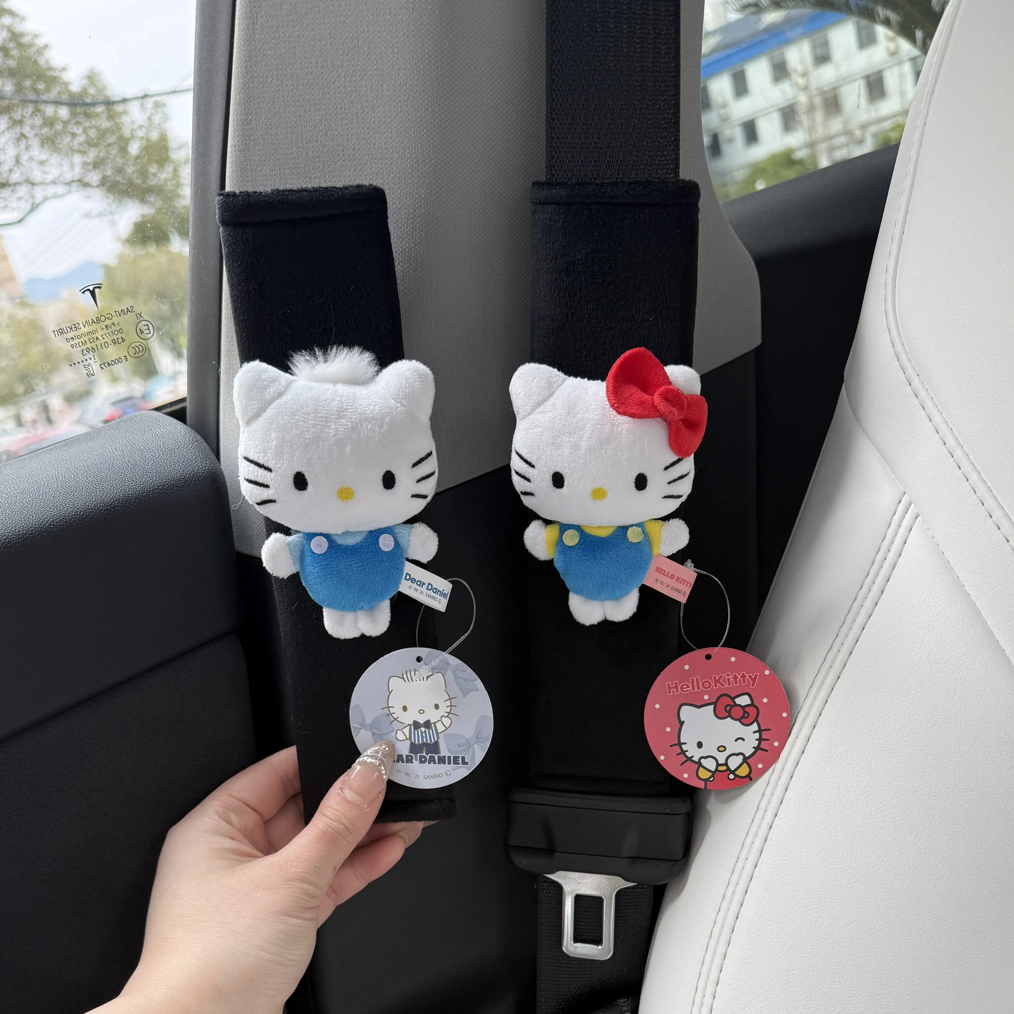 

Hello Kitty Car Safety Belt Cover Adjustable Seat Belt Cover Shoulder Strap Covers Car Shoulder Protector Pad Auto Accessories