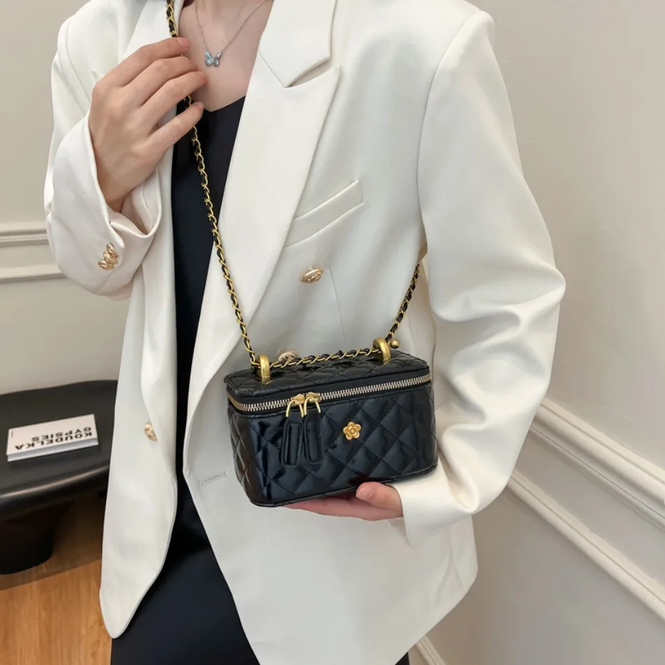 여성을위한 패션 미니 어깨 파티 가방 2025 PU 가죽 핸드백 숙녀 체인 Crossbody 가방 여성 작은 사각형 주머니 가방