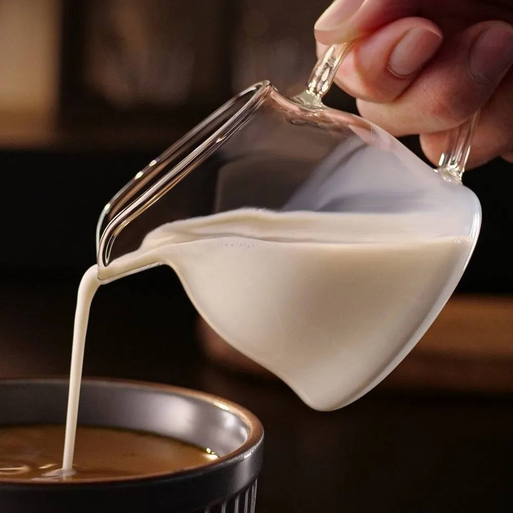 

Heat Resistant Glass Milk Cup 100/150ml with Slanted Spout Western Dining Condiment Pot Syrup Dispenser Transparent