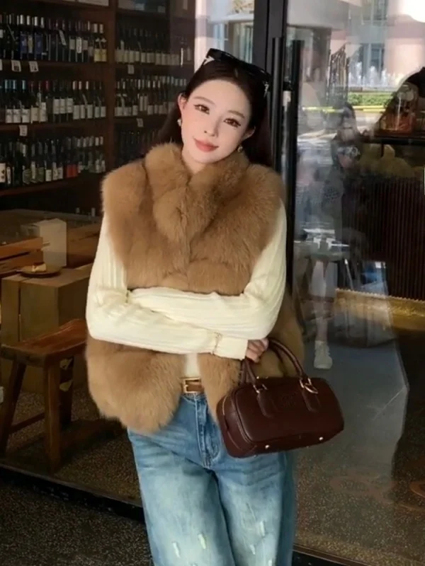 2025 Winter New Style Women's Short  Fur Vest Stand Collar Eco-friendly Plush Warmth Outerwear Korean Version Biker Jacket