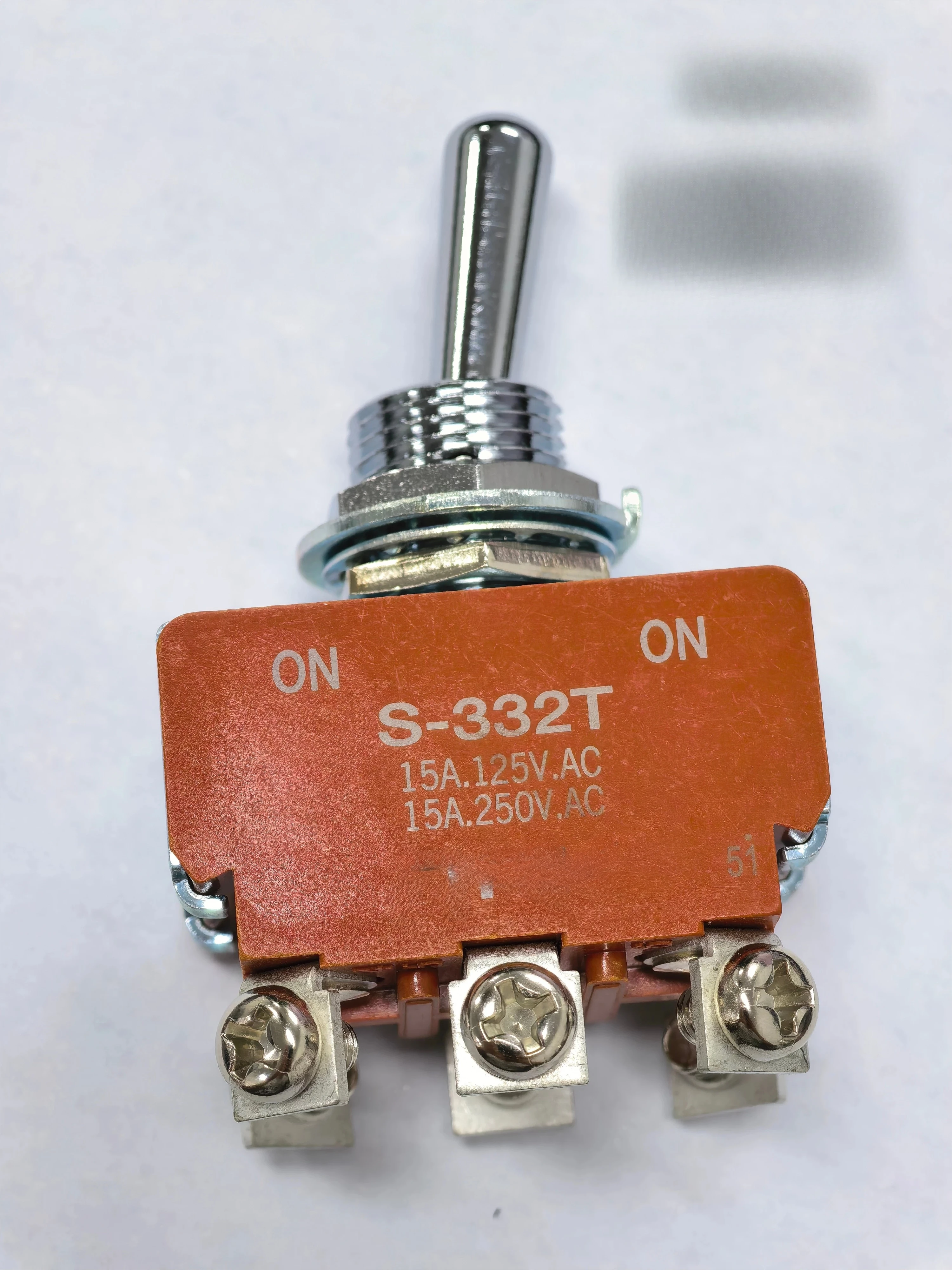 nkk-s332t用ネジ端子-6ピン-2レベル-オン-オン開口部-12