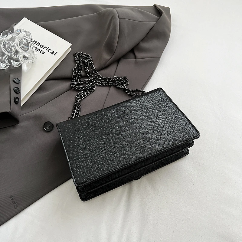 Thumbnail 3 - #40 Best Bucket Bags to Buy In 2026